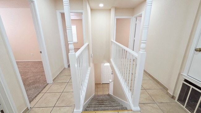 Building Photo - 5 Bedroom Beauty!  Far NorthWest SA off Potranco and Loop 1604