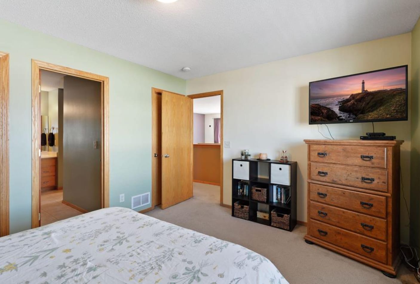 Building Photo - 8428 Yukon Cir N