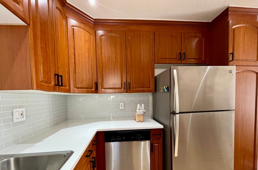 Building Photo - 1085 12th St