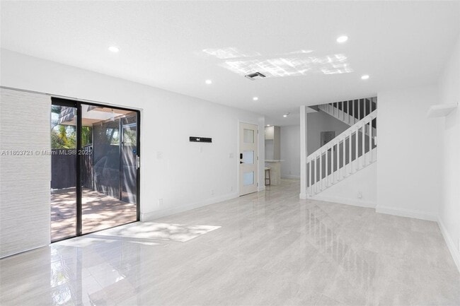 Building Photo - 2622 NW 99th Ave