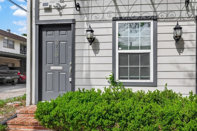 Building Photo - 2710 Mason St