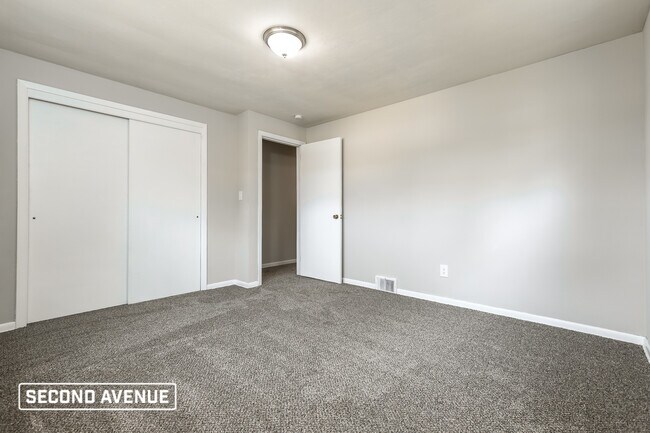 Building Photo - 14080 Lexington Pl