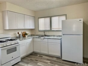 Building Photo - 118 E Gardena Blvd