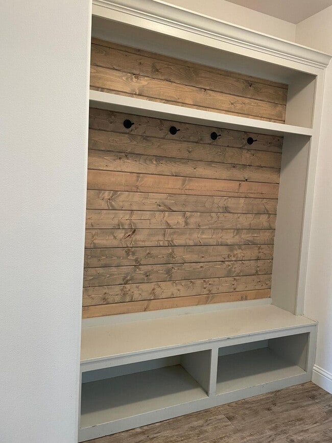 Building Photo - 2506 112th St