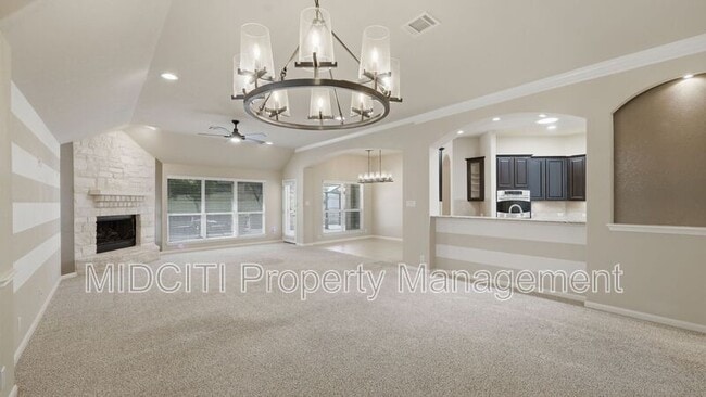 Building Photo - 842 Santa Cruz Ln