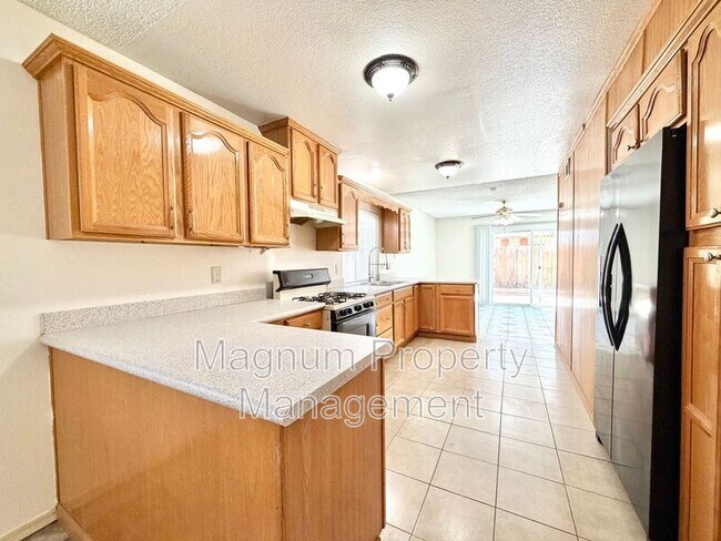 Building Photo - 1523 Apple Creek Dr