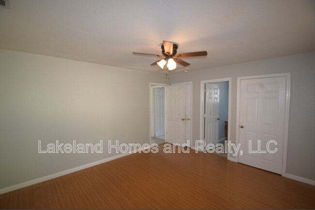 Building Photo - 2762 Gale Rose Dr