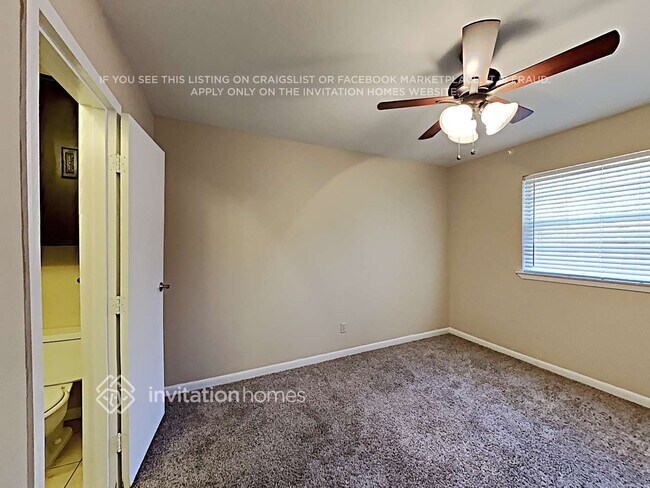 Building Photo - 1920 San Jacinto Dr