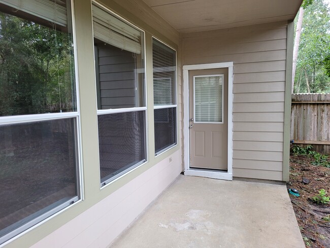 Covered Patio - 78 Cornflower Dr