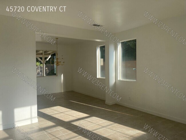 Building Photo - 45720 Coventry Ct.