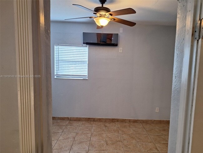 Building Photo - 2199 NE 182nd St