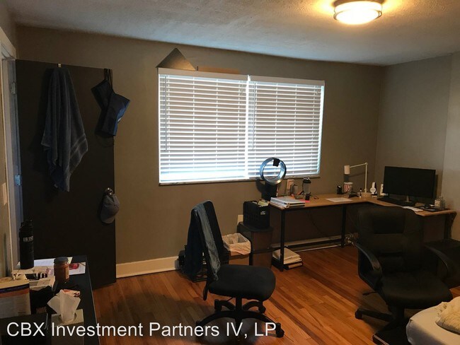 Building Photo - 4 br, 2 bath House - 3323 Niagara Street