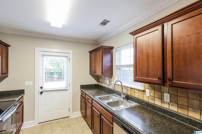 Building Photo - 171 Moss Stone Ln