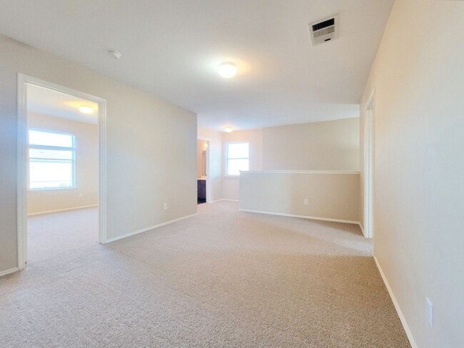 Building Photo - 1007 Ranchero Rd