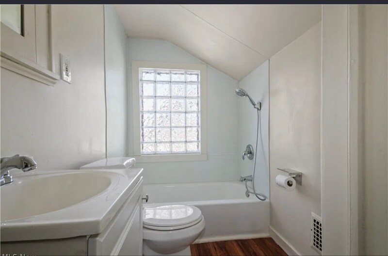 Building Photo - 5503 Southern Blvd