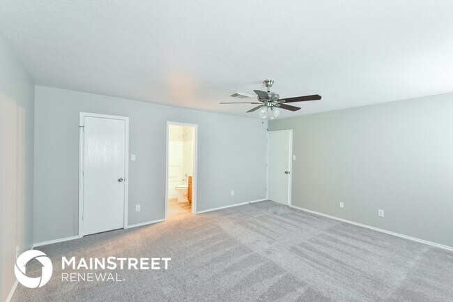 Building Photo - 10207 Rainbow Creek