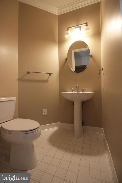 Building Photo - 10470 Courtney Dr