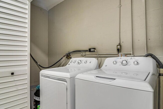 Building Photo - 2901 70th St N