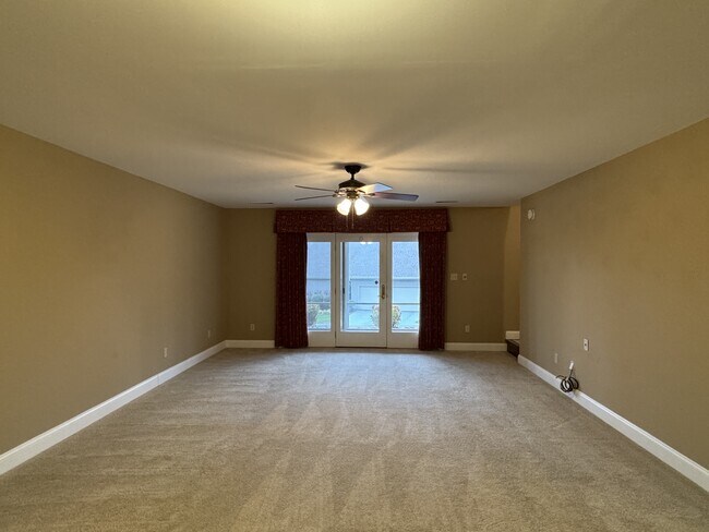 Building Photo - 128 Bokoshe Cir