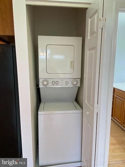 Building Photo - 14480 Woodstar Ct