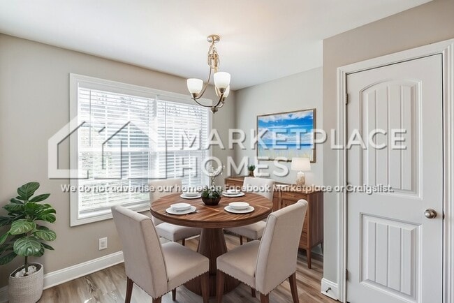 Building Photo - 534 Somerset Ln