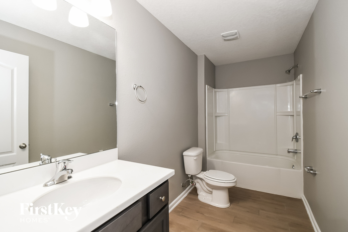 Building Photo - 8226 Cape Fox Dr
