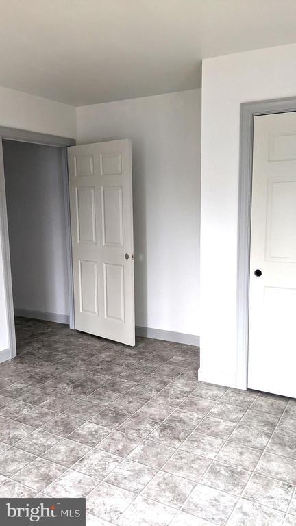 Building Photo - 594 Truce Rd