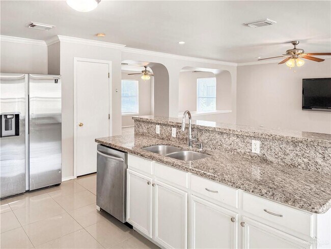 Building Photo - 20 Kilgore Ave