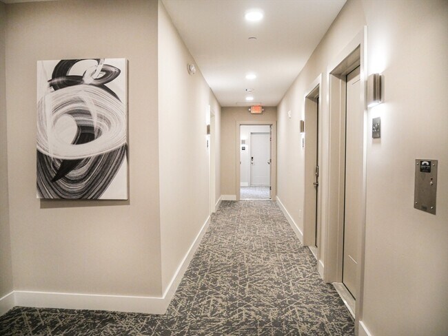 Building Photo - 38 Hichborn St