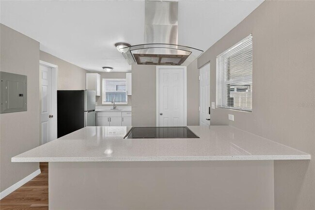 Building Photo - 18015 1st St E
