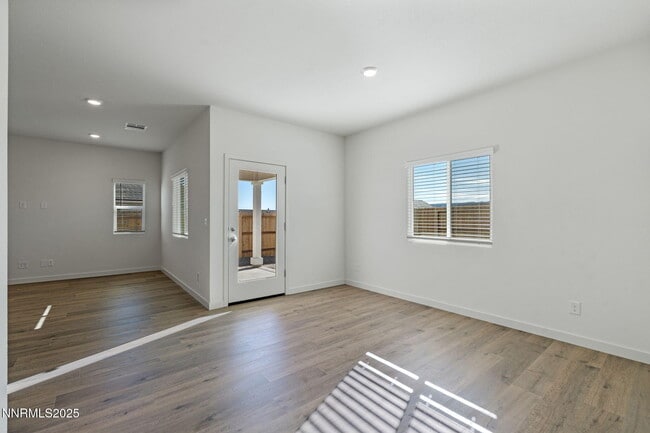 Building Photo - 4547 Mifflin St