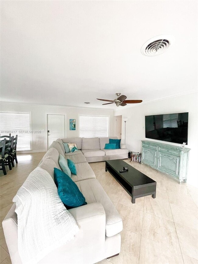 Building Photo - 2932 NE 36th St