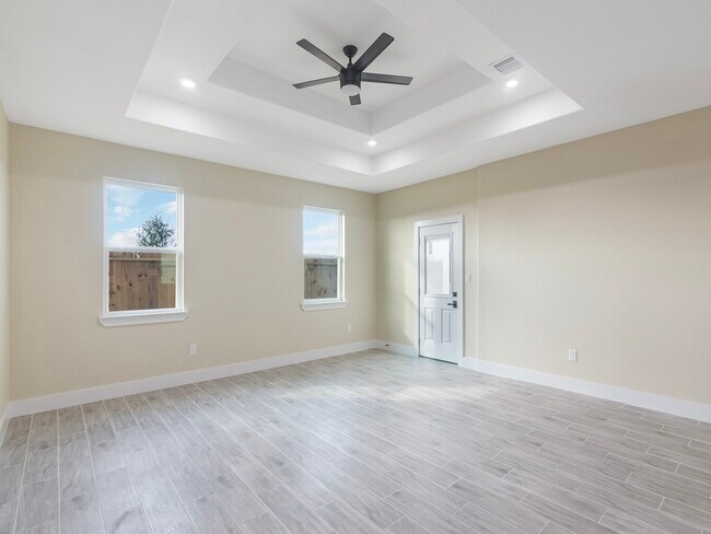 Building Photo - 327 Rd 5840