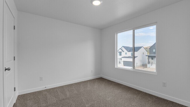 Building Photo - 4550 Horton Wy