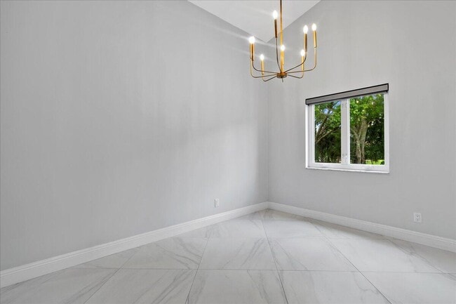 Building Photo - 15575 Woodmar Ct