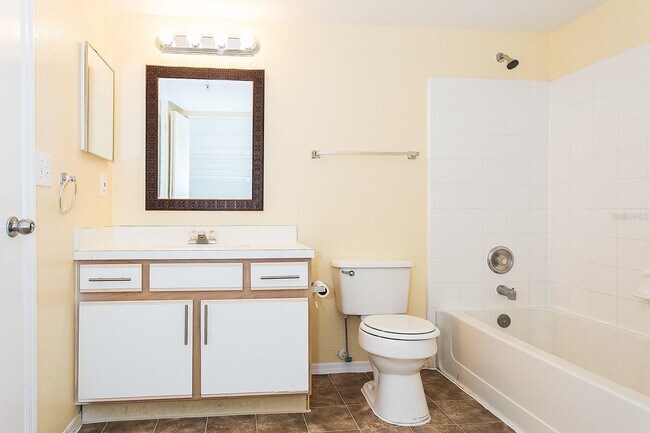 Building Photo - 2212 Grand Cayman Ct