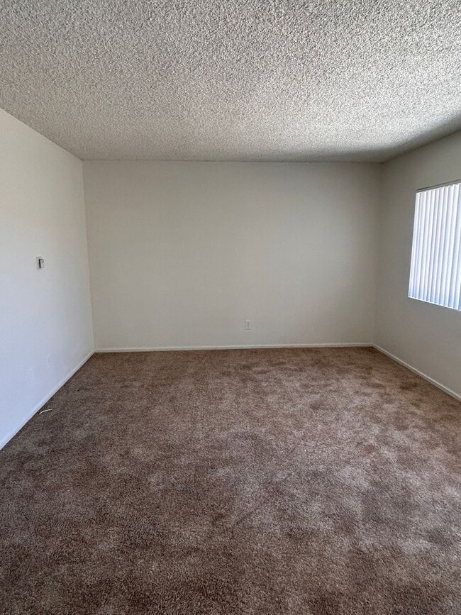 Building Photo - 4113
