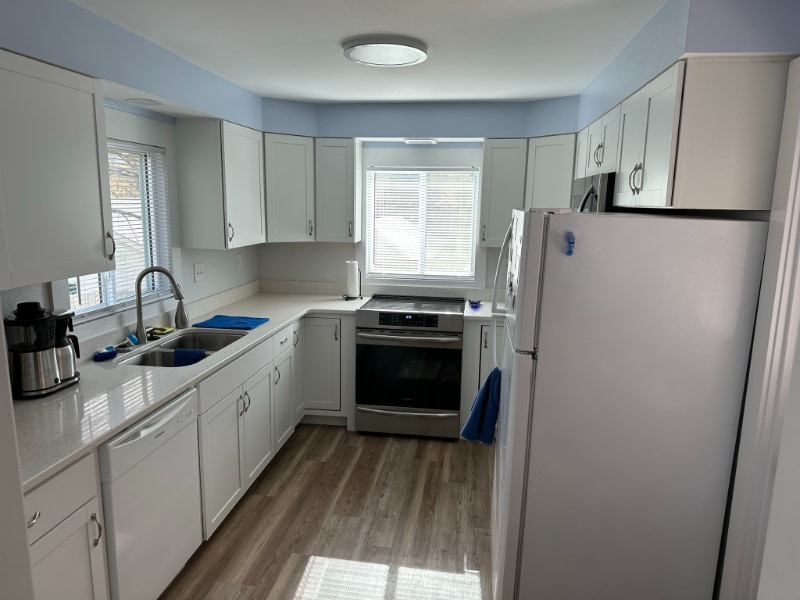 Building Photo - 1117 E Court St