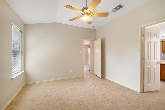 Building Photo - 15020 Hyson Crossing
