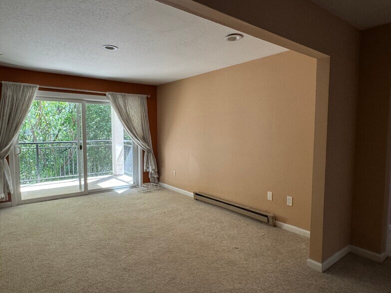 Building Photo - 701 136th Plz NE