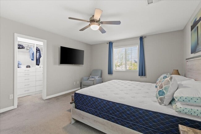 Building Photo - Spacious, Modern, Fully Furnished 3 Bedroom Home in Inspirada