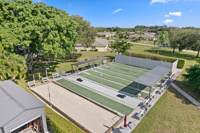 Building Photo - 14609 Canalview Dr