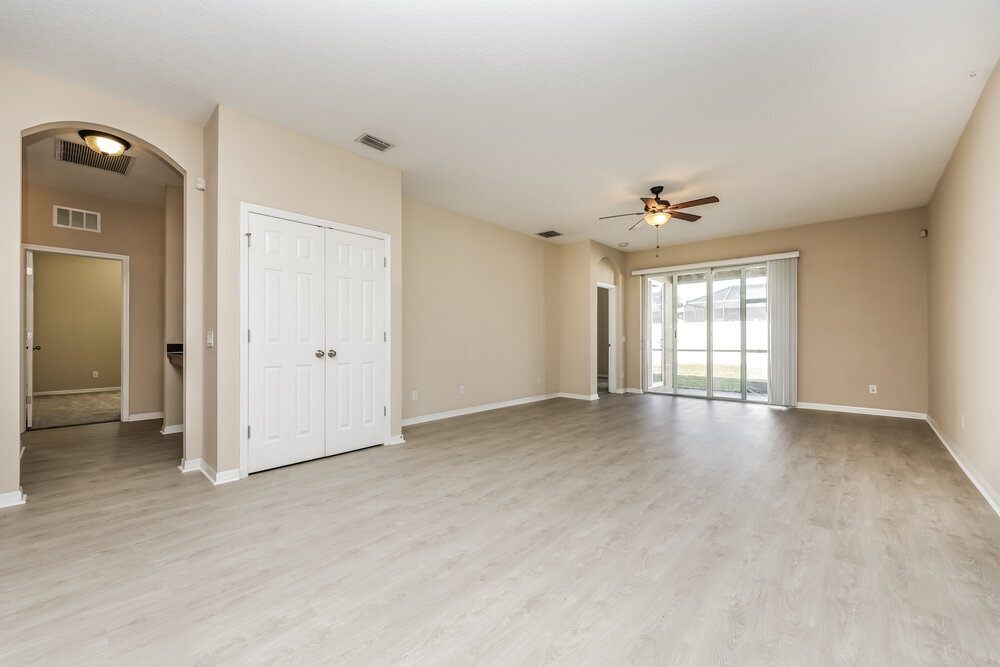 Building Photo - 9026 41st St E