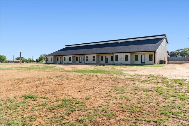 Building Photo - 1001 Agua Escondida Ct