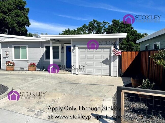 Building Photo - 1692 Oak Park Blvd