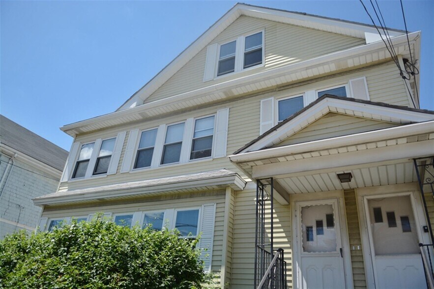 Building Photo - 169 Harvard St