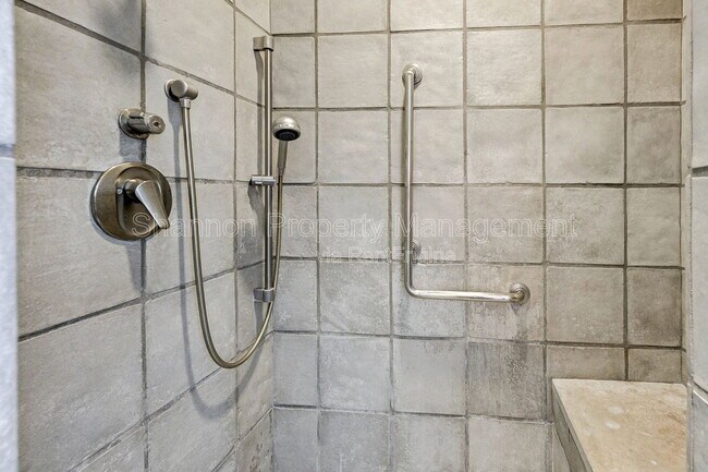 Building Photo - 3128 Alabama Ct