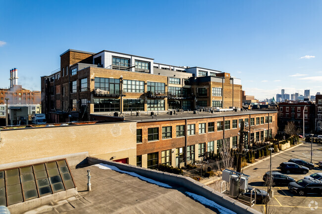 Building Photo - Willy's Overland Lofts