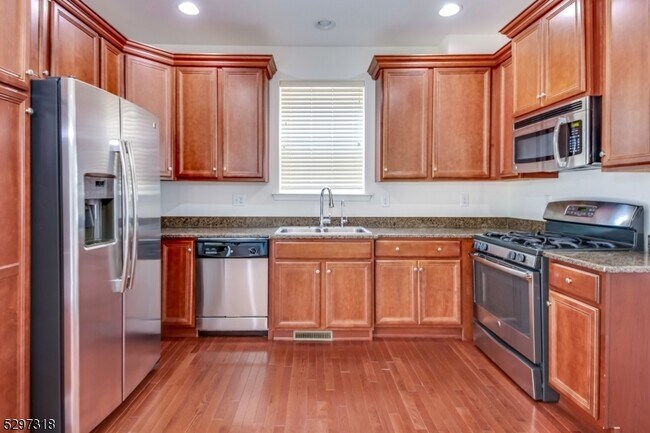 Building Photo - 115 Sowers Dr