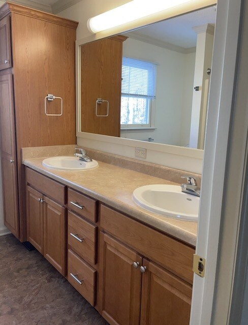 Building Photo - 63 Poplar Ct Ln